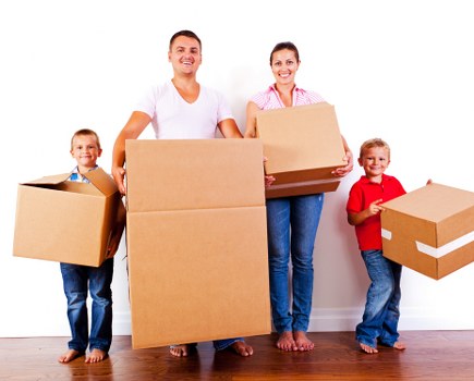 Professional piano removals in Collierswood with careful lifting equipment