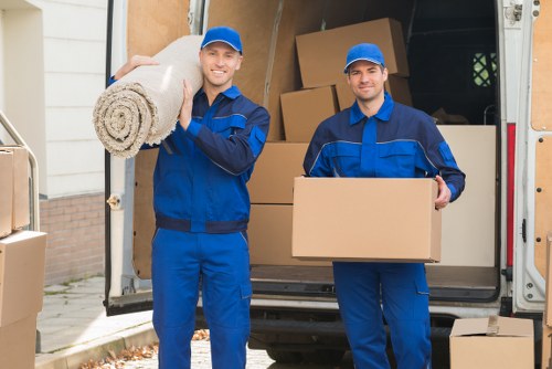 Removal truck hire vehicle in Collierswood ready for a move