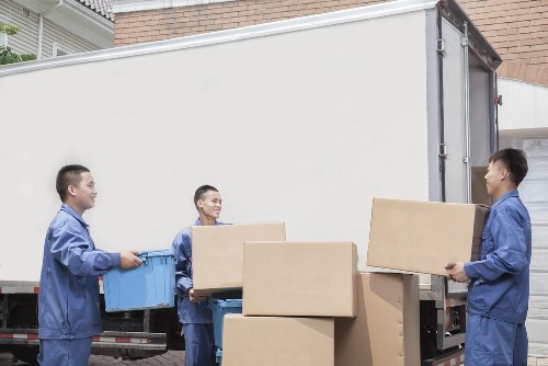 Removal team preparing a safe and organised moving operation