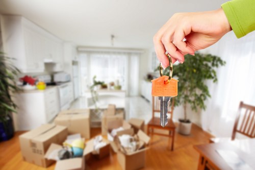Careful boxing and labelling for local moving day support