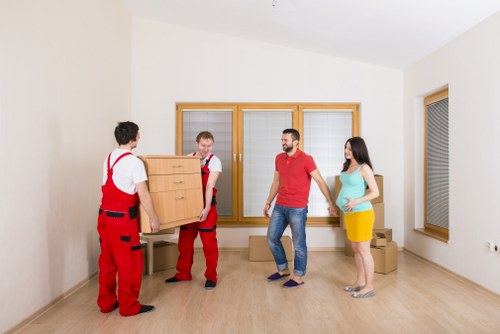 Efficient unpacking and placement support during a same day move in Collierswood