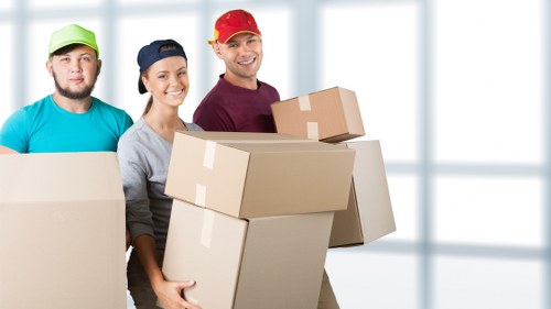 Packing and loading help for a man with van service in Collierswood