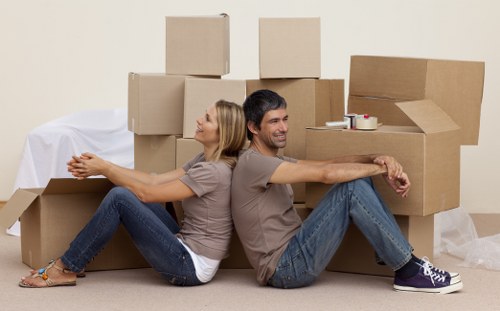 Efficient removal van service in Collierswood for business or home moves