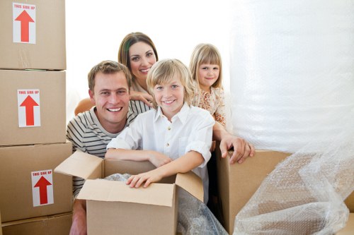 Storage and final delivery arrangements for removal goods
